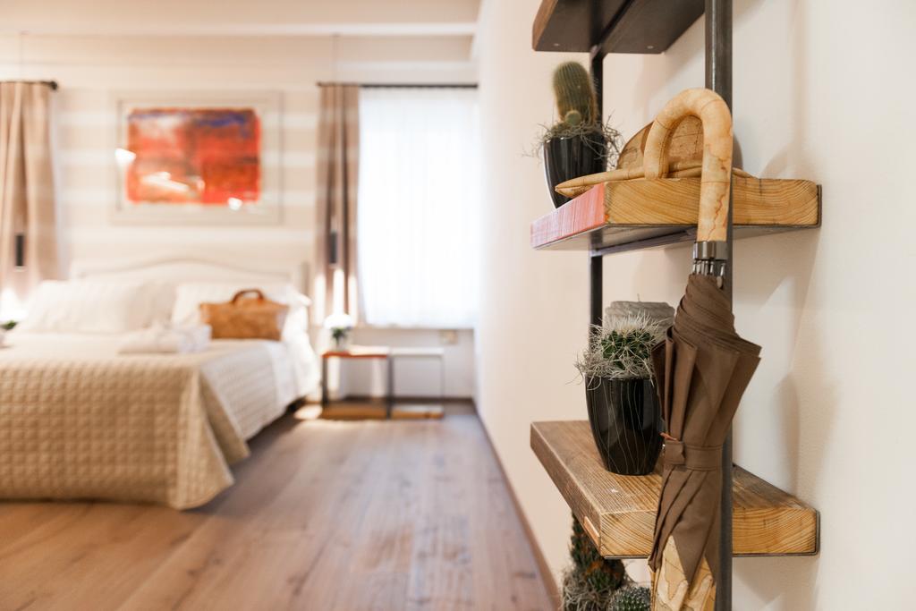Verona Suites Bagian luar foto