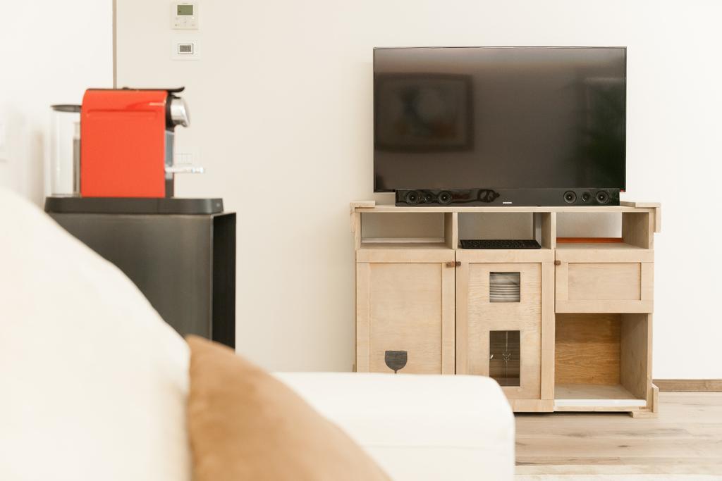 Verona Suites Bagian luar foto